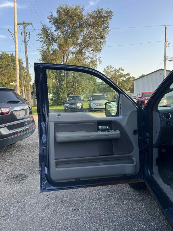 2005 Ford F-150 Image 8