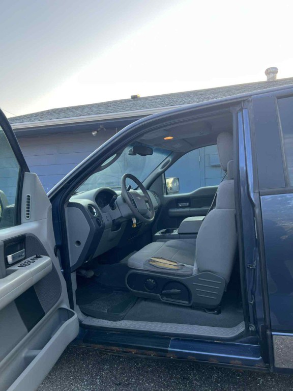 2005 Ford F-150 Image 9