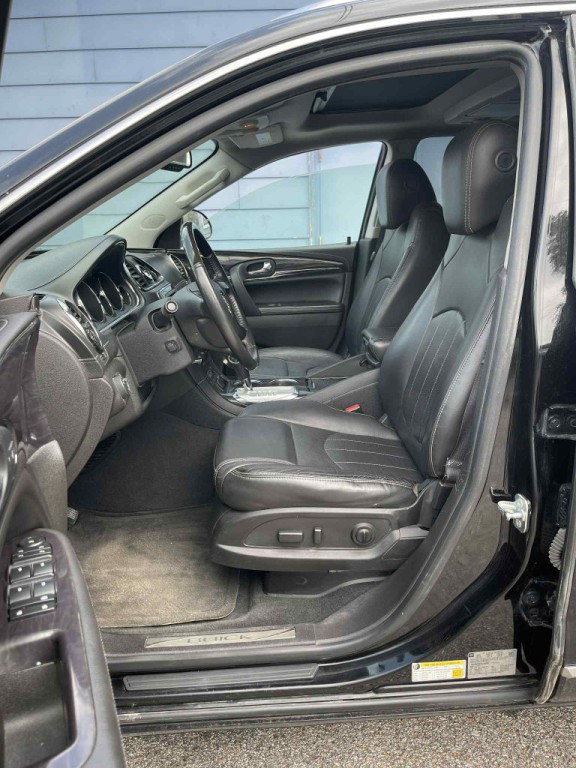 2016 Buick Enclave Image 9