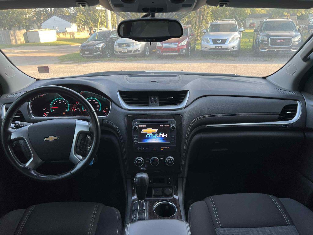 2015 Chevrolet Traverse Image 13