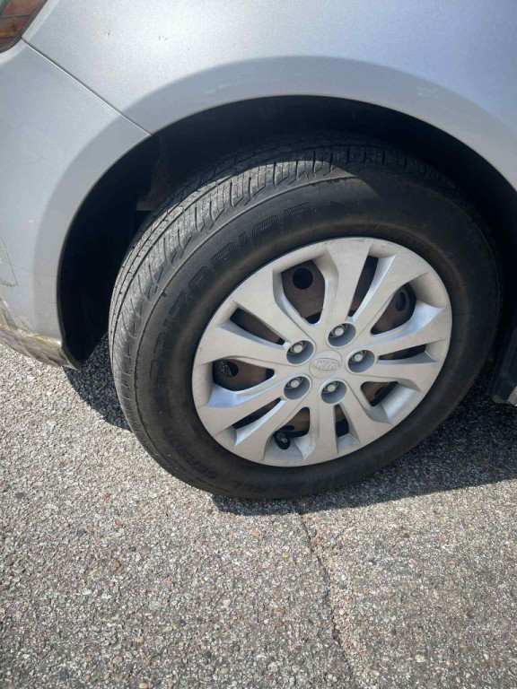 2011 Kia Forte Image 7