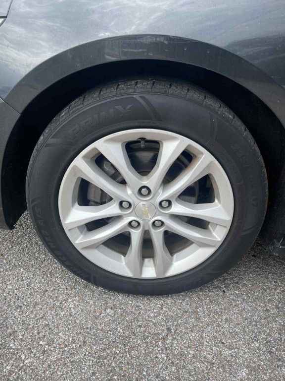 2016 Chevrolet Malibu Image 6