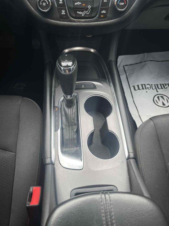 2016 Chevrolet Malibu Image 12