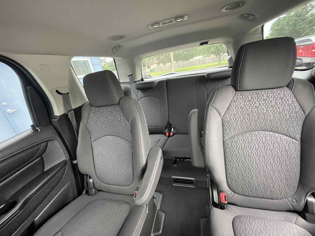 2014 GMC Acadia Image 10