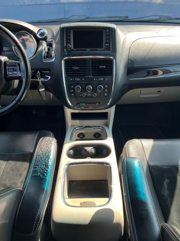 2017 Dodge Grand Caravan Image 14
