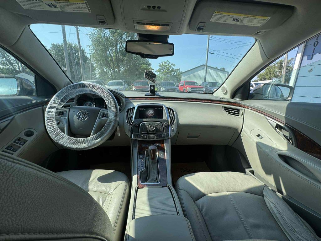 2013 Buick Lacrosse Image 11