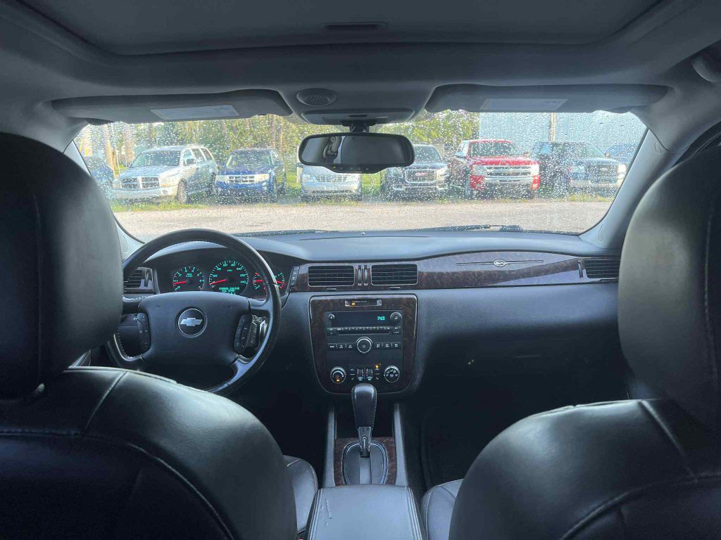 2012 Chevrolet Impala Image 11