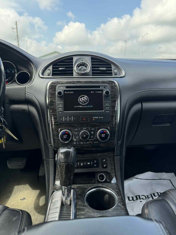 2013 Buick Enclave Image 12