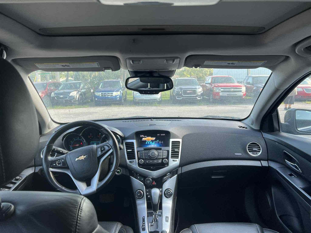 2013 Chevrolet Cruze Image 11