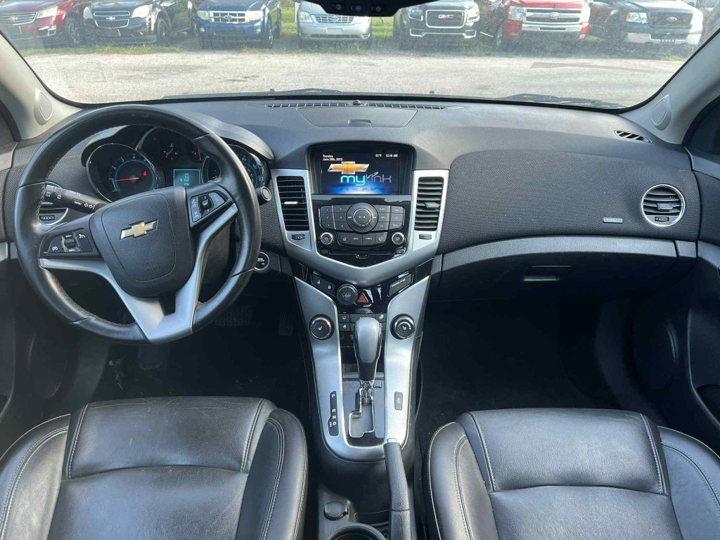2013 Chevrolet Cruze Image 12