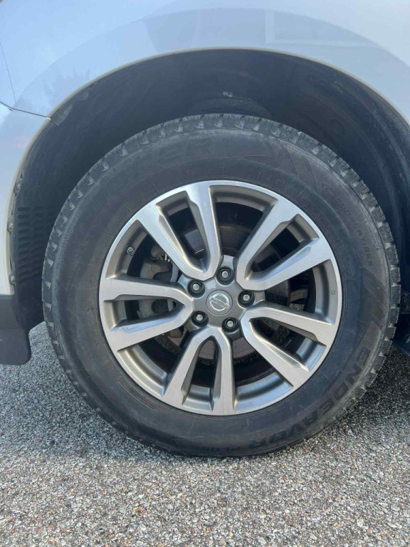 2013 Nissan Pathfinder Image 7
