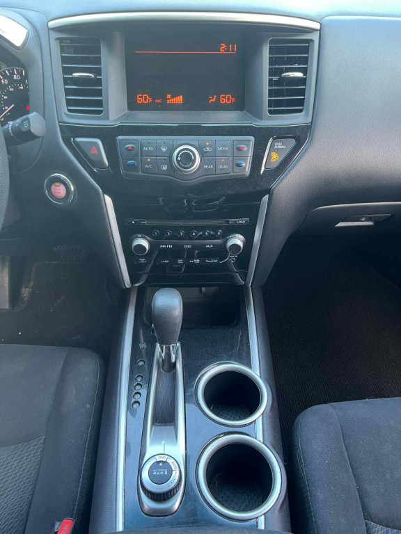 2013 Nissan Pathfinder Image 15