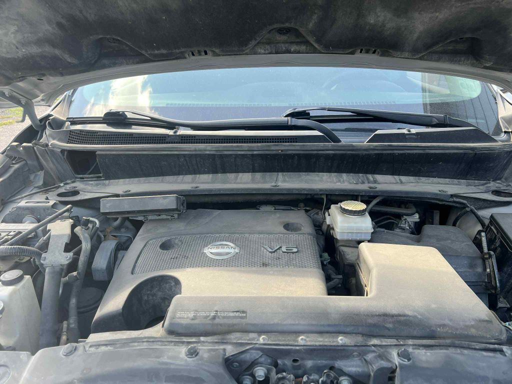 2013 Nissan Pathfinder Image 18