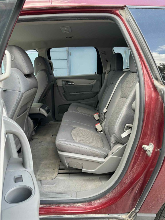 2015 Chevrolet Traverse Image 11
