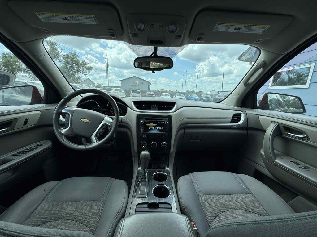 2015 Chevrolet Traverse Image 12
