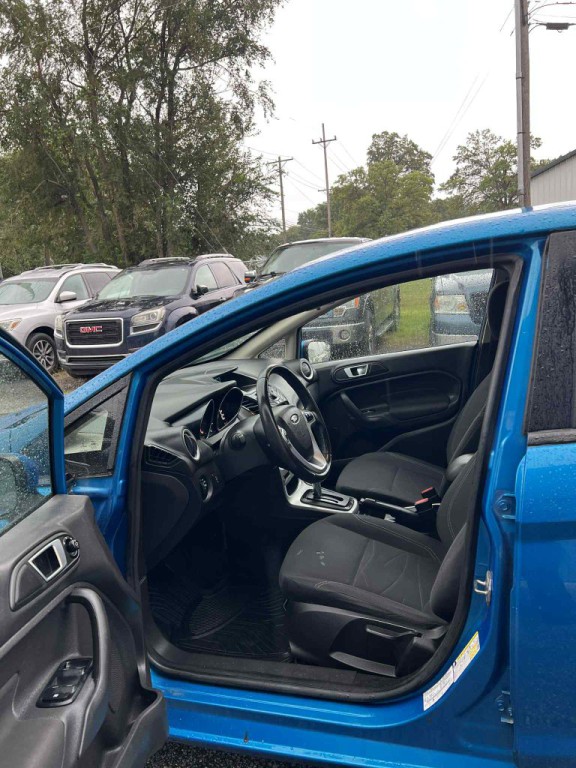 2015 Ford Fiesta Image 10