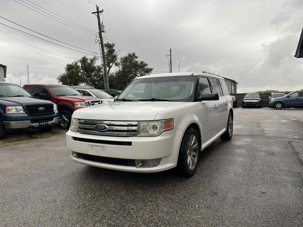 2009 Ford Flex Image 1