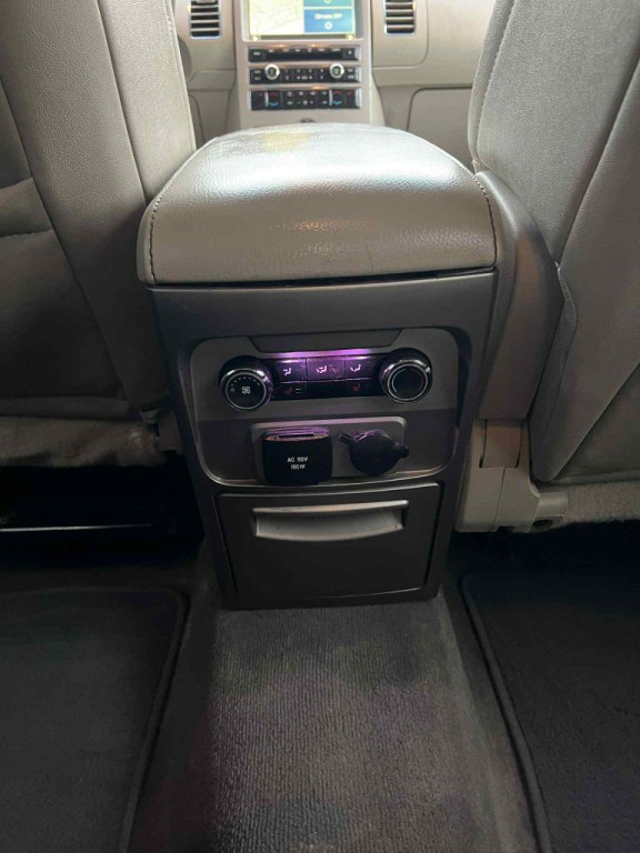 2009 Ford Flex Image 13