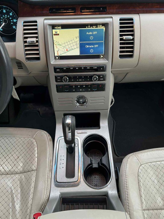 2009 Ford Flex Image 16