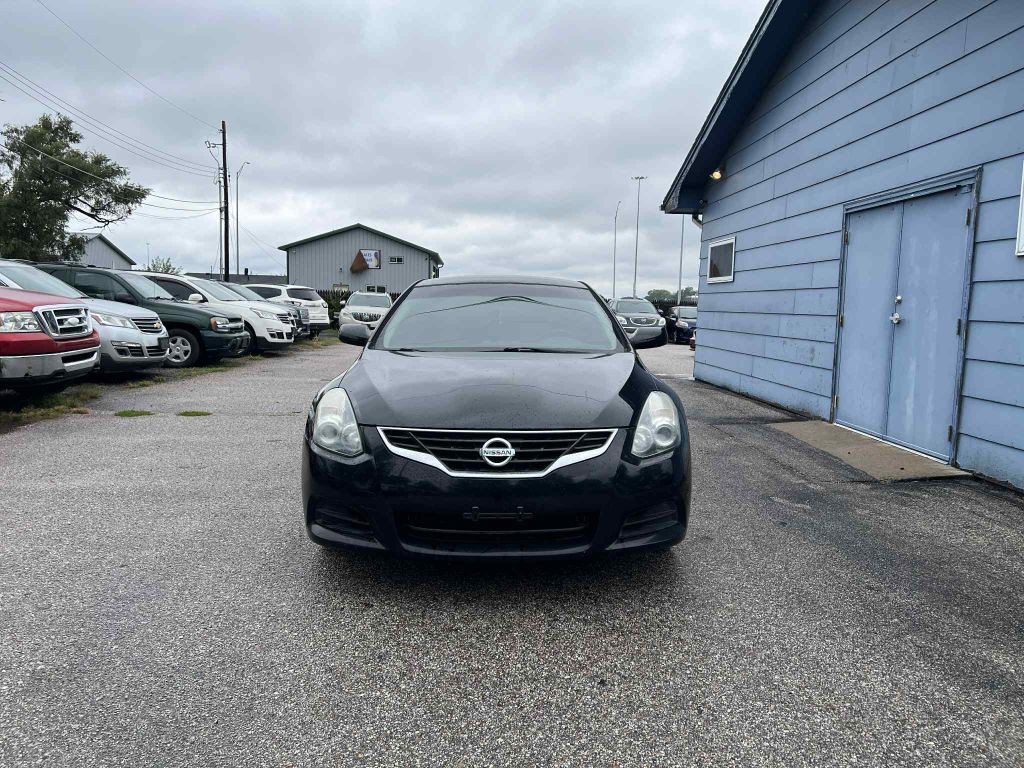 2013 Nissan Altima Image 2