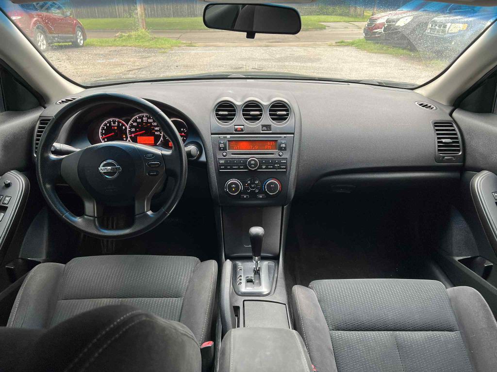 2013 Nissan Altima Image 13