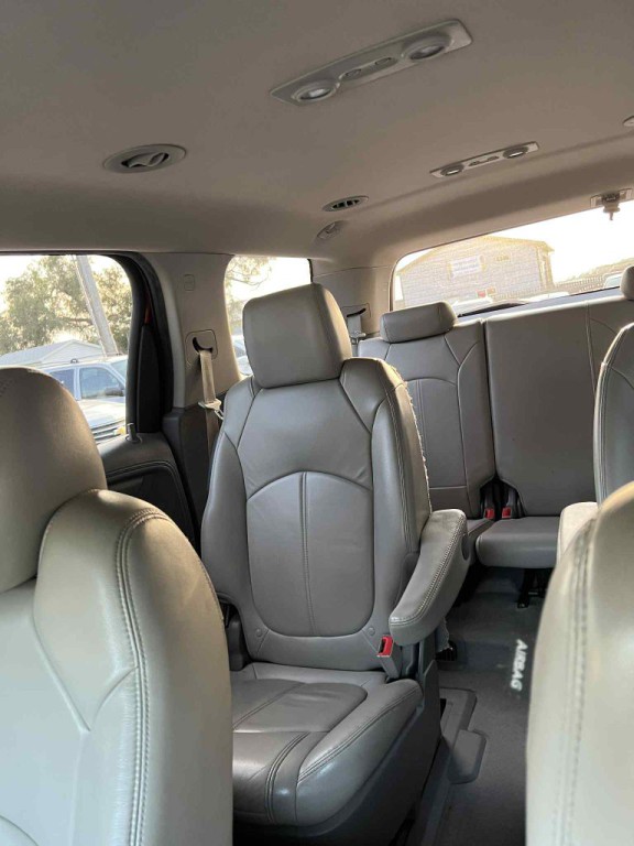 2014 GMC Acadia Image 11