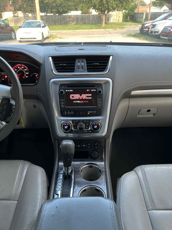 2014 GMC Acadia Image 13