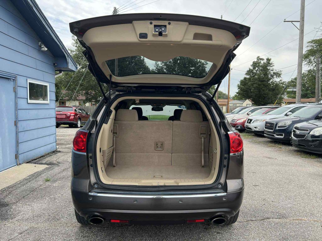 2010 Buick Enclave Image 5