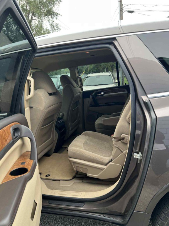 2010 Buick Enclave Image 10