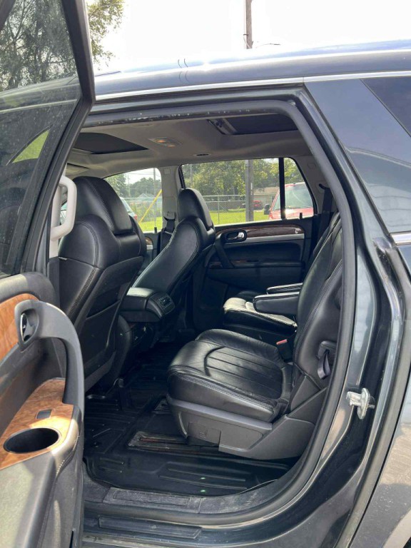 2012 Buick Enclave Image 11