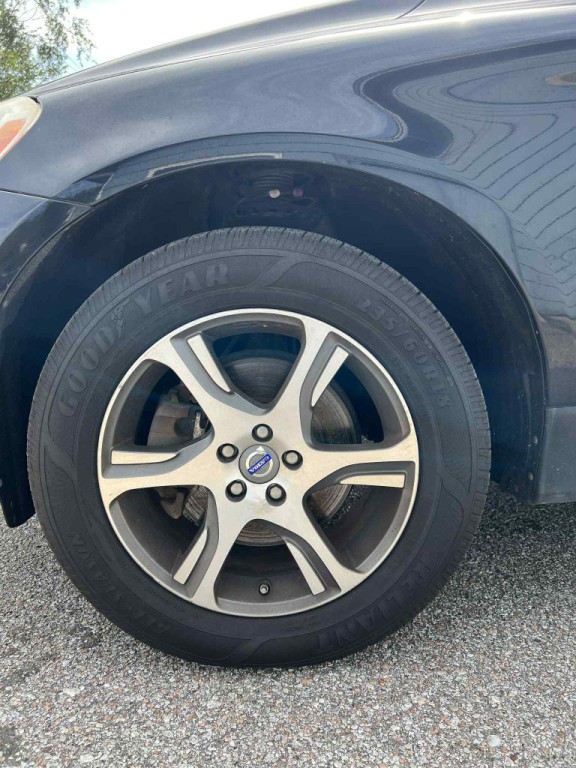 2012 Volvo XC60 Image 7