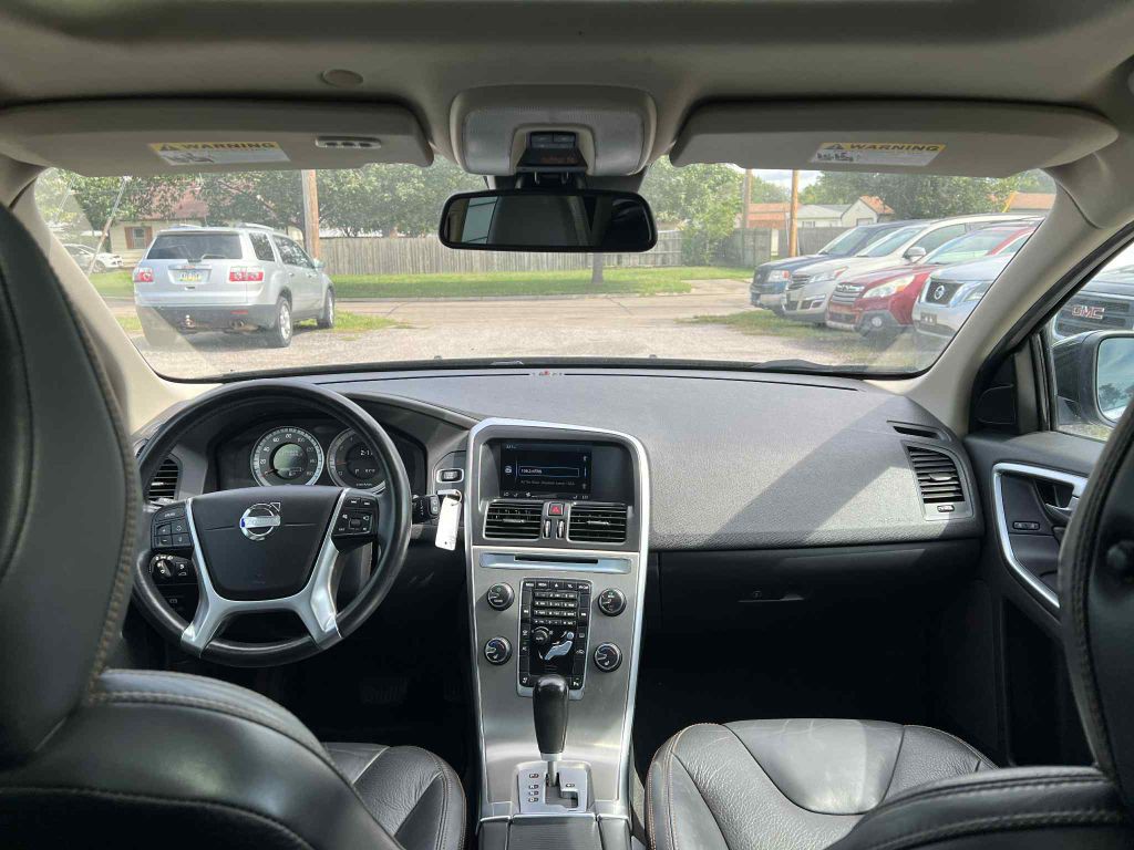 2012 Volvo XC60 Image 13