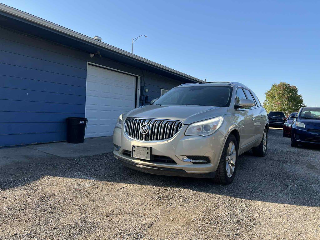 2017 Buick Enclave Image 1