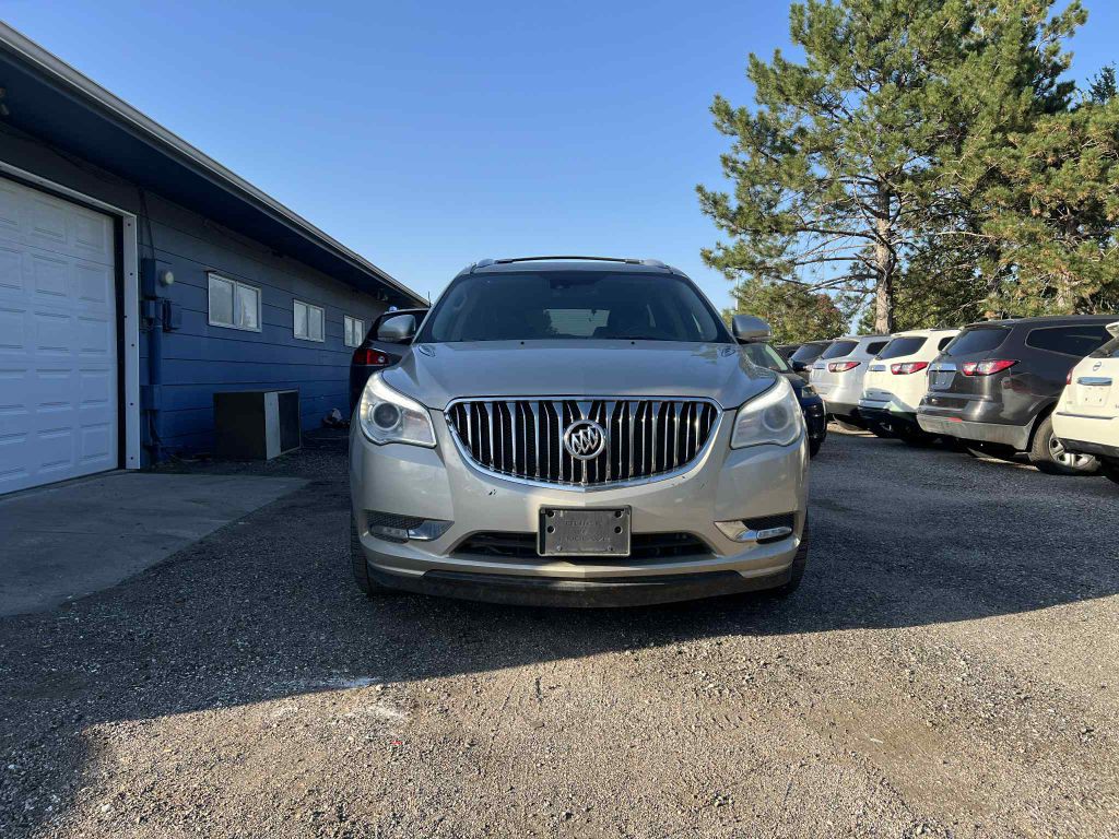 2017 Buick Enclave Image 2
