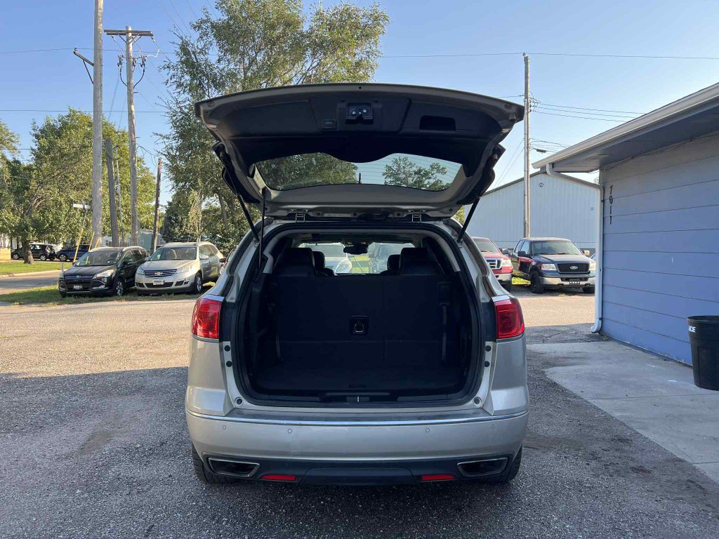 2017 Buick Enclave Image 6