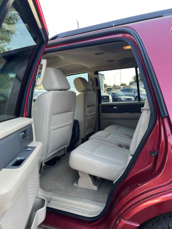 2008 Ford Expedition Image 10