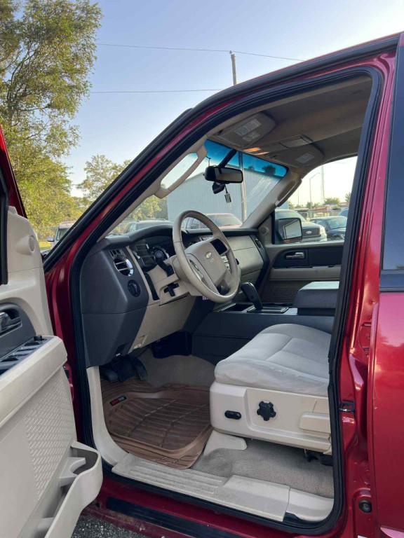 2008 Ford Expedition Image 11
