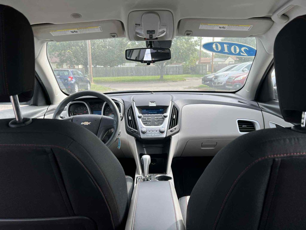 2010 Chevrolet Equinox Image 10