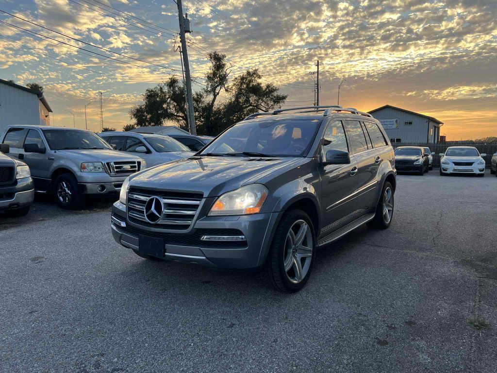 2012 Mercedes-Benz GL-Class Image 1