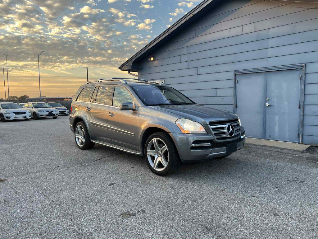 2012 Mercedes-Benz GL-Class Image 3