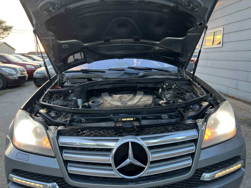 2012 Mercedes-Benz GL-Class Image 17