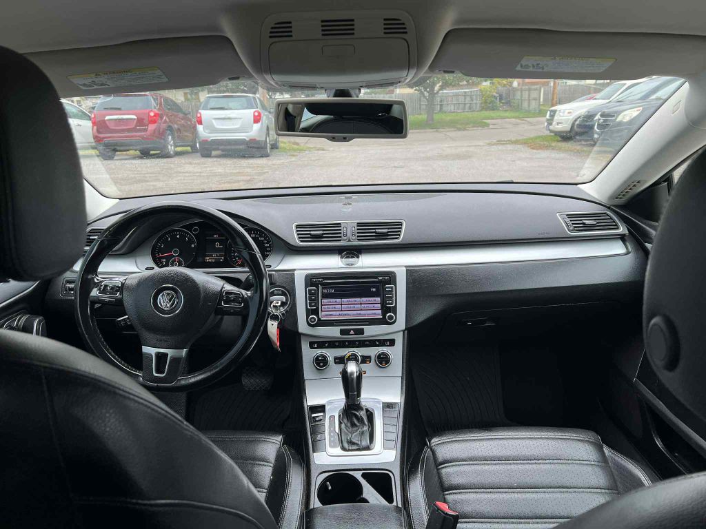 2013 Volkswagen CC Image 11