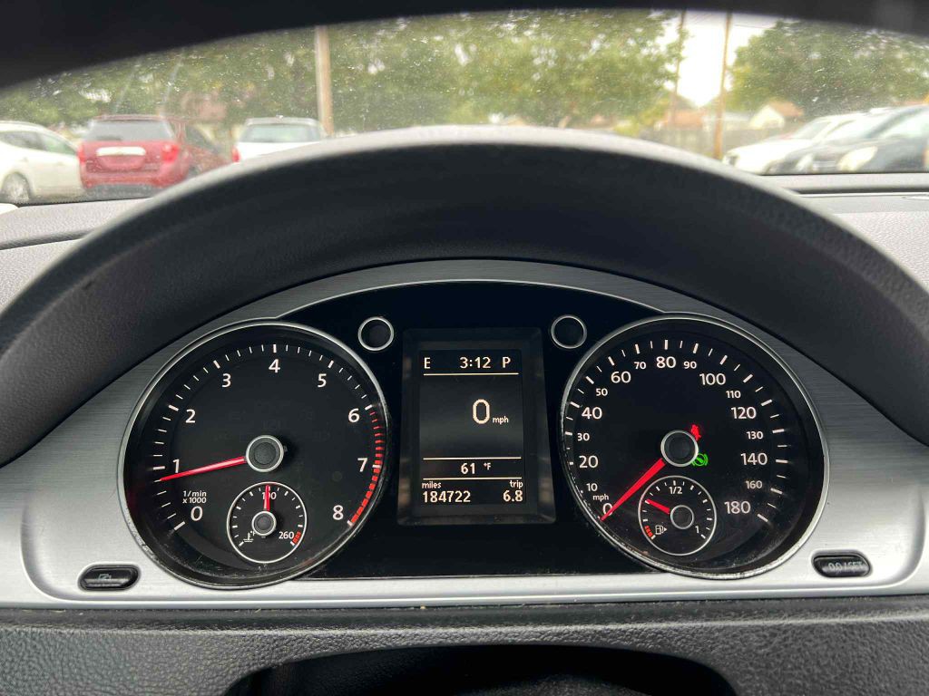 2013 Volkswagen CC Image 14