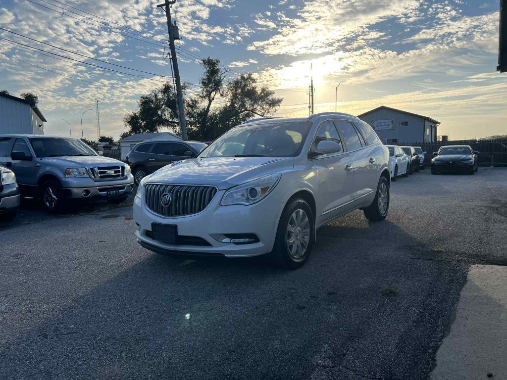 2017 Buick Enclave Image 1
