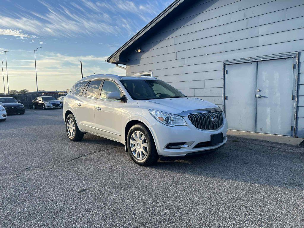 2017 Buick Enclave Image 3