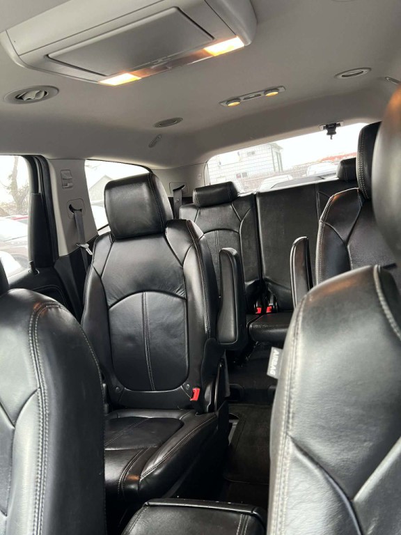 2014 Chevrolet Traverse Image 11