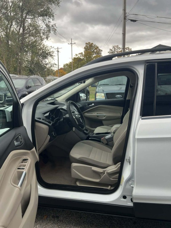 2013 Ford Escape Image 9