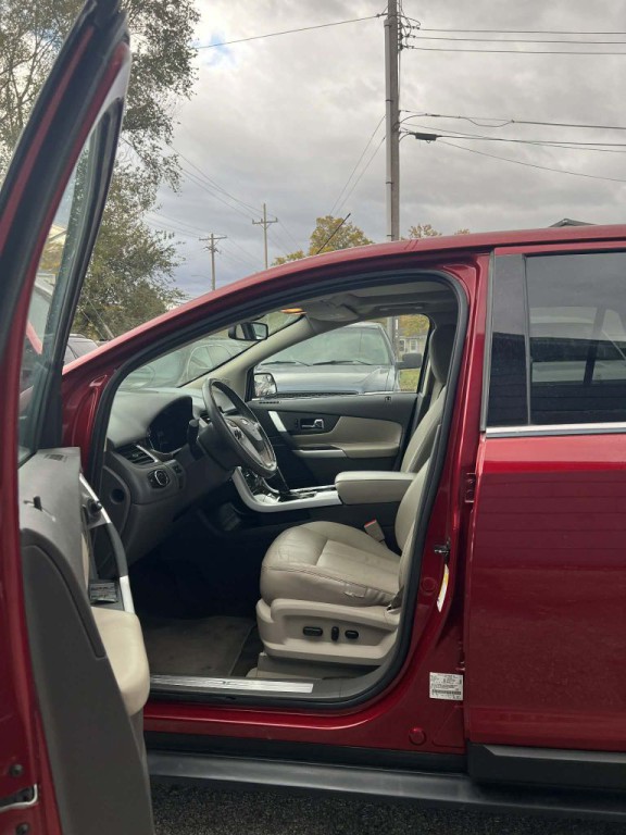 2013 Ford Edge Image 10