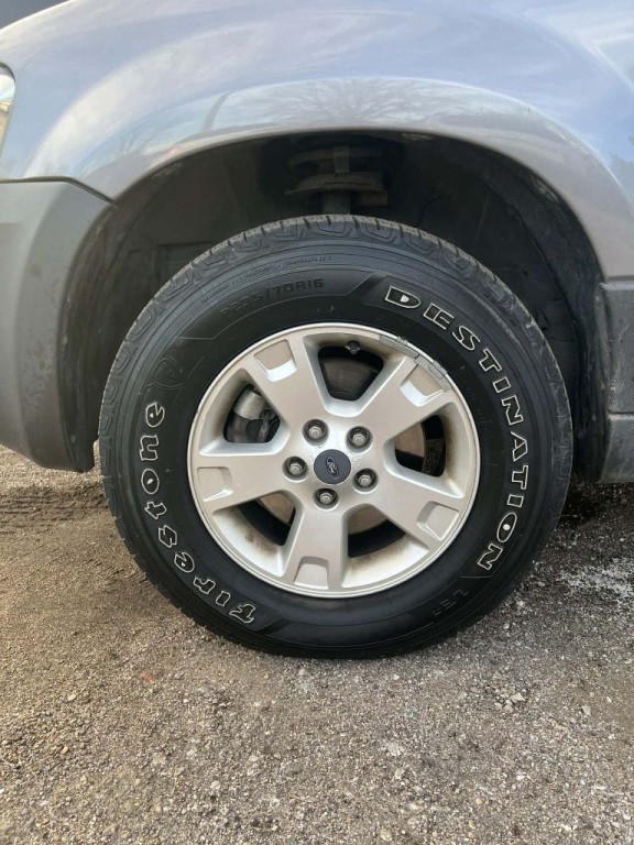 2007 Ford Escape Image 6