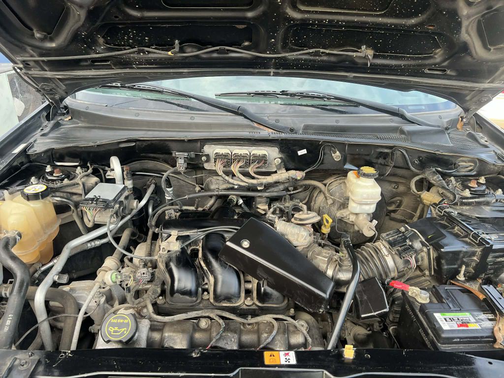 2007 Ford Escape Image 16